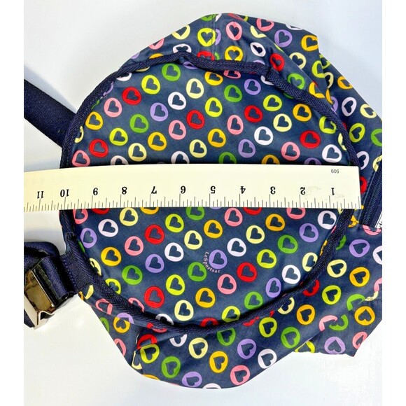 LeSportSac Sling Bucket Crossbody Bag Drawstring Top Reversible Hearts Navy EUC - Picture 10 of 16